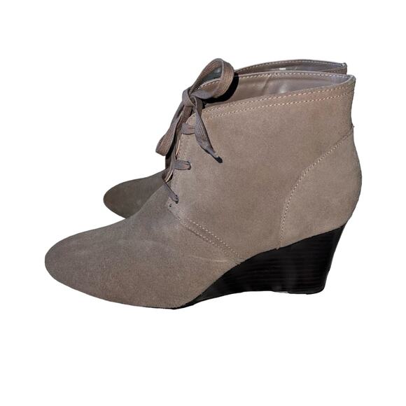 Ralph Lauren Tamia Wedge Heel Ankle Boots Women’s 8.5 - Picture 1 of 9